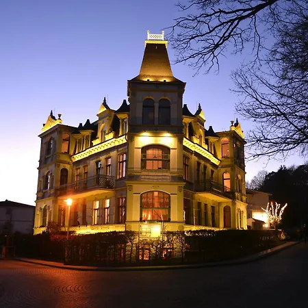 Waldschloss App 4 *