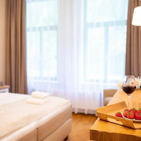 Waldschloss App 4 * 塞巴特黑灵斯多夫